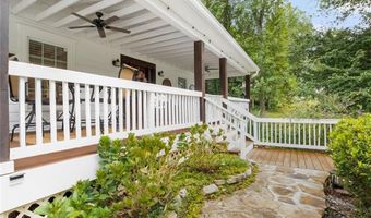 516 Philadelphia Ln, Woodstock, GA 30189