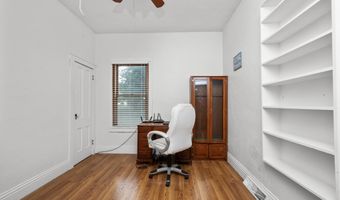 406 234TH St, Aledo, IL 61231