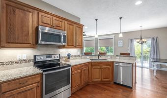 812 N Fairoaks Pl, Andover, KS 67002