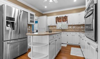 118 Bay Ct, Albany, GA 31763