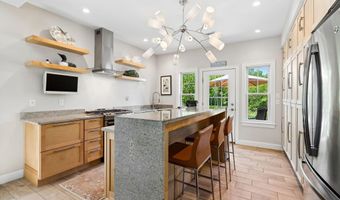 27 Ranger Ln, Arundel, ME 04046