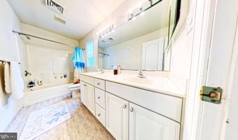 203 CYNWYD Dr, Absecon, NJ 08201
