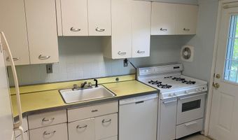 2703 DAWN Dr, Alexandria, VA 22306