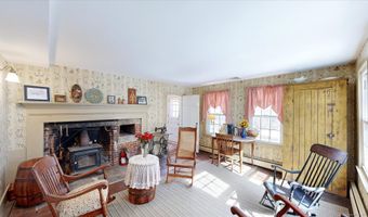 69 N Bedlam Rd, Chaplin, CT 06235