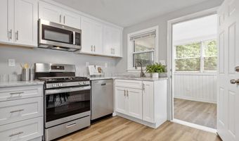 68 Charles St, Boston, MA 02136