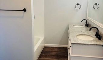 255 Church St, Austin, IN 47102