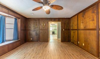 25 Cottonwood Ln, Batesville, AR 72501