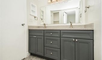 767 Skynob Dr, Ann Arbor, MI 48105