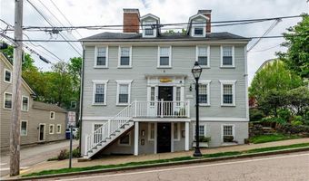19 King St 4, East Greenwich, RI 02818
