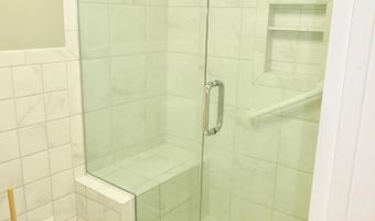 2134 Overlook Ct, Ann Arbor, MI 48103