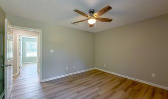 206 Riverchase Dr, Bainbridge, GA 39819