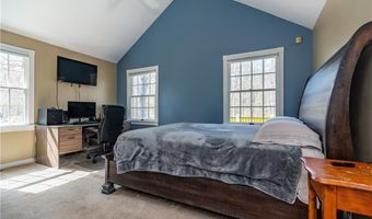 454 N Quidnessett Rd, North Kingstown, RI 02852