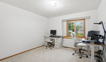 W2303 ST GERMAINE Court, Appleton, WI 54915