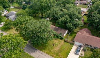 517 Spring Mill Rd, Anderson, IN 46013