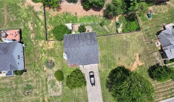 50 Hopkins Farm Dr, Adairsville, GA 30103