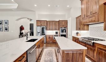 173 Hidden Pond, Adkins, TX 78101