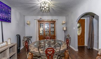 1204 Live Oak Dr, Alice, TX 78332