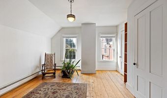 444 W Auburn Rd, Auburn, ME 04210