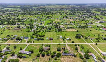 8801 Kelly Ln, Alvarado, TX 76009