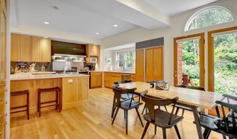 1607 W 14th Ave, Anchorage, AK 99501
