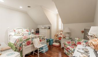 192 Lakeshore Dr, Albany, KY 42602