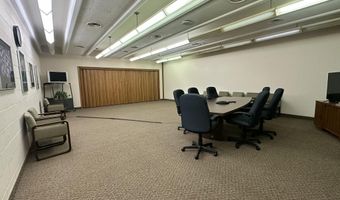 320 S 1st St, Aberdeen, SD 57401