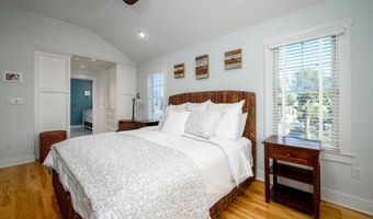 211 Stratford Ave, Beach Haven, NJ 08008