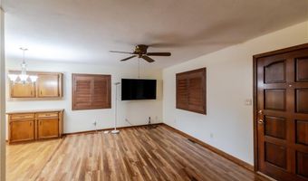 1129 Riley St, Atchison, KS 66002