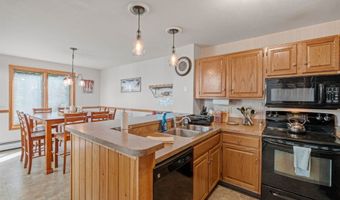 18 Woodsview Ln 2, Lincoln, NH 03251