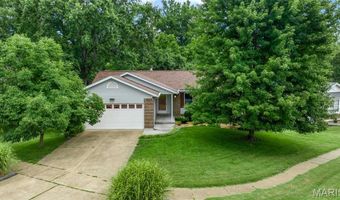 501 Echo Hill Ct, Ballwin, MO 63021