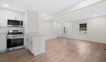 2316 FORT Dr, Alexandria, VA 22303