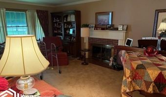 120 S Roan St, Algona, IA 50511