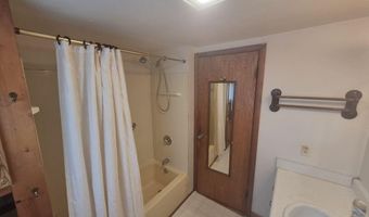 624 Upper St, Arlington, IA 50606
