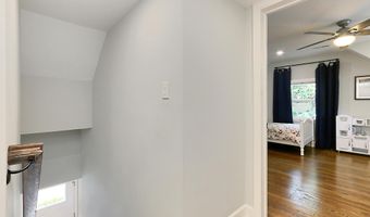 5029 22ND St S, Arlington, VA 22206