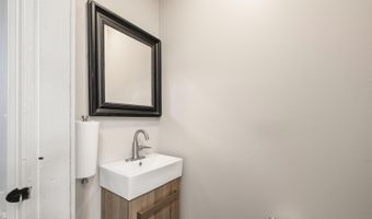724 Green Blvd, Aurora, IN 47001