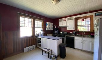 36 1st St, Bangor, ME 04401