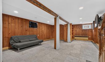 111 W 57TH St, Bayonne, NJ 07002
