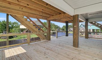 5011 Tennessee St, Bay St. Louis, MS 39520