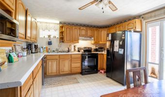 1306 Fork Mountain Rd, Bakersville, NC 28705
