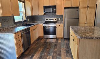 138 N Pierce St, Adams, WI 53910