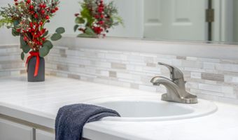 18067 SW NIKS Dr, Beaverton, OR 97003