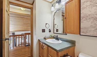 2211 ROOKS Ave, Cheyenne, WY 82007
