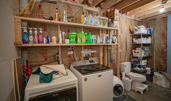 4978 S 11th Rd, Aldrich, MO 65601