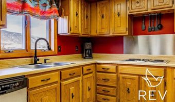 8 Mountain Dr, Cody, WY 82414