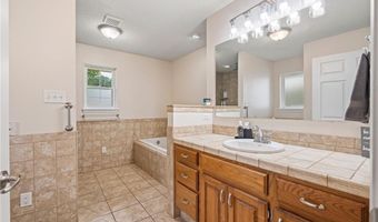 603 J St, Barling, AR 72923