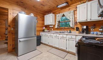 1062 Wilder Hwy, Alpine, TN 38543