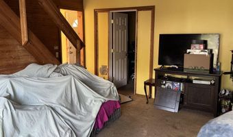 885 N Market St, Andrews, IN 46702