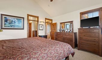1363 Lake Pointe Dr, Bigfork, MT 59911