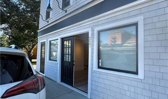 227 Thames St 6, Bristol, RI 02809