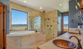 149 Saladon Rd, Angel Fire, NM 87710